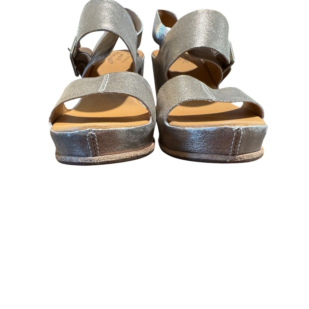 Kork-Ease Metallic Silver Leather Platform Block Heel Sandals Size 8 - Picture 3 of 9